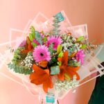 ramo de lirios y gerberas